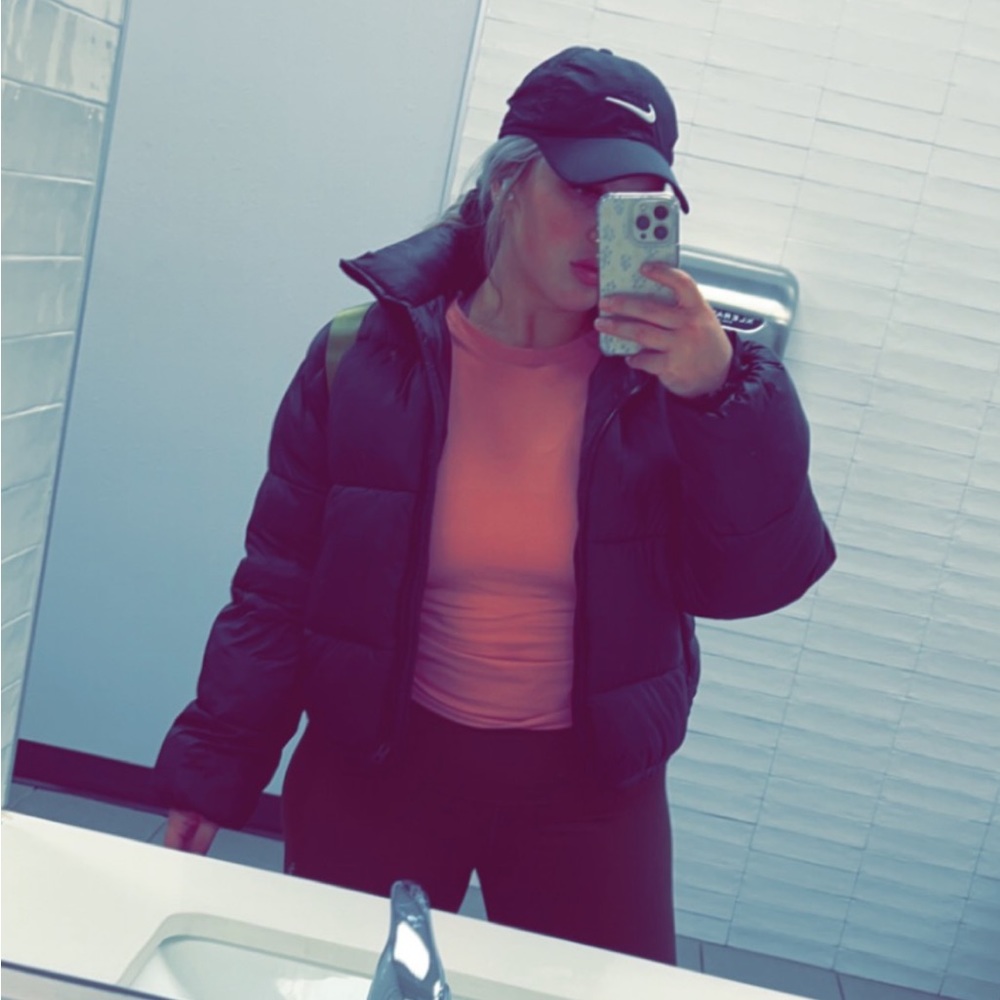 American Eagle Cropped Puffer Jacket - image 1